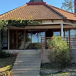 Chalet Grande Con Vista Al Lago